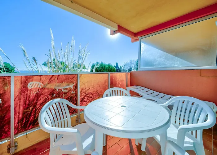 Apartment Confortable Avec Wi-fi, Pour 4, Pres De La - Fr-1-827-47 *